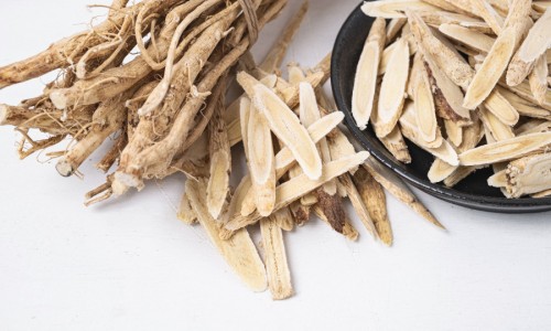 中药红藤功效与作用-中药藤红的功效与作用网—知名的中药材红藤的性味归经与功效网站,分享中药红藤起什么作用知识